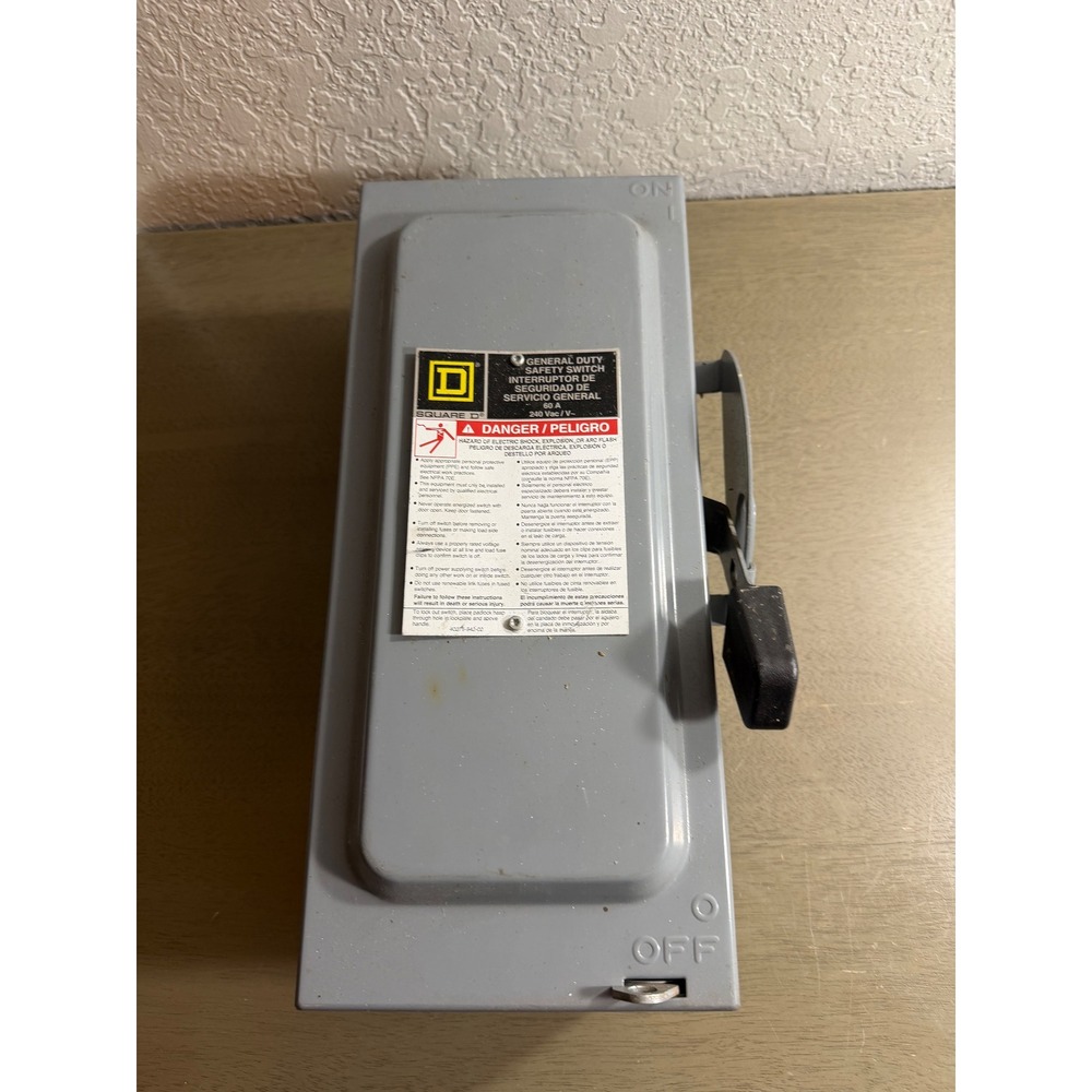 Square D D222N 60 Amp 240V 2-Pole Fused General Duty Safety Switch NEMA 1